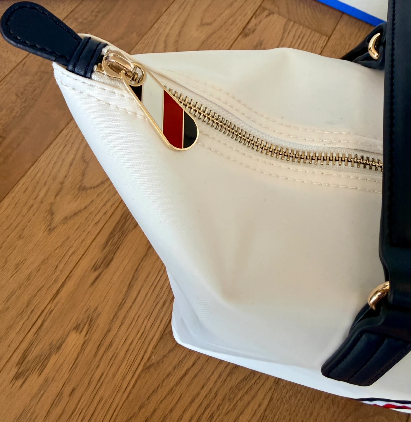 Tommy Hilfiger White Tote Bag - photo 2