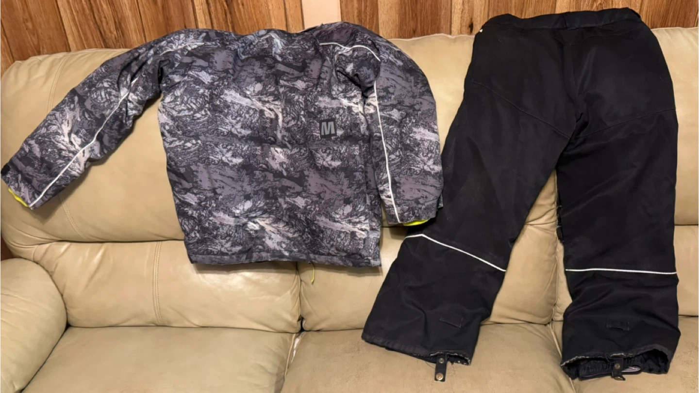 Monster Snowsuit Jacket and Pants Set, $50 - photo 4
