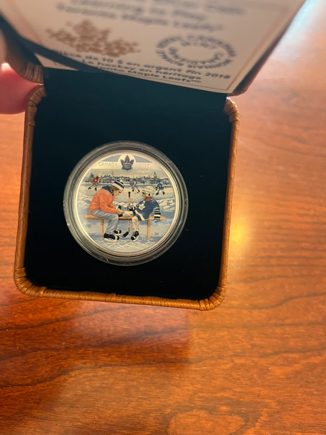 2018 $10 Learning to Play Toronto Maple Leafs Pure Silver Coin - photo 2