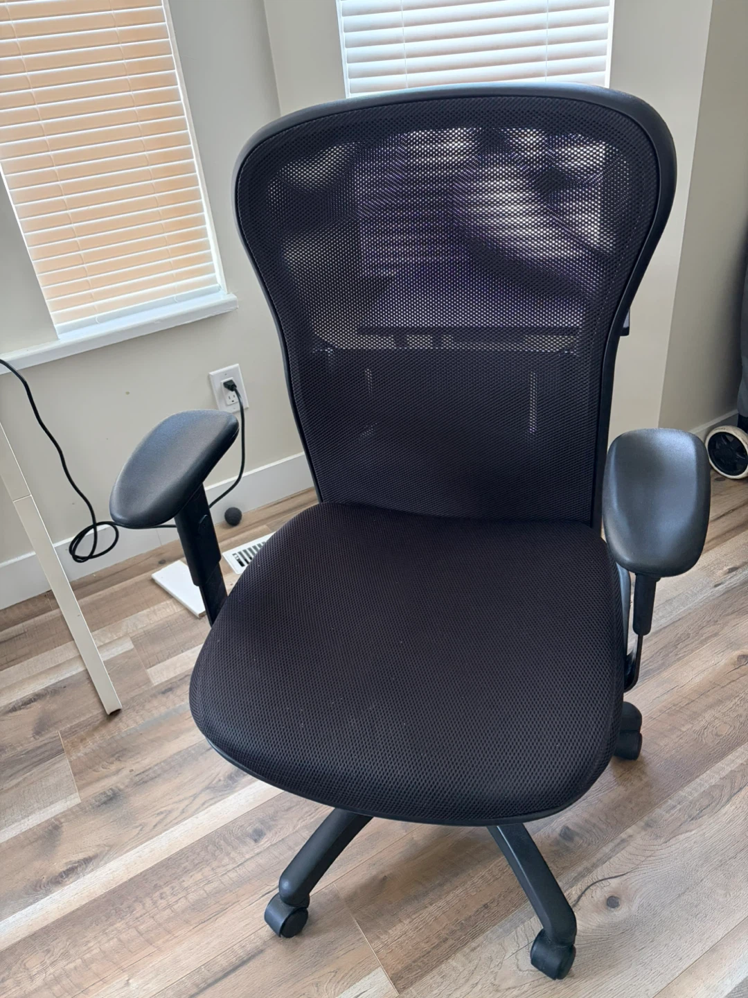 Black Mesh Office Chair