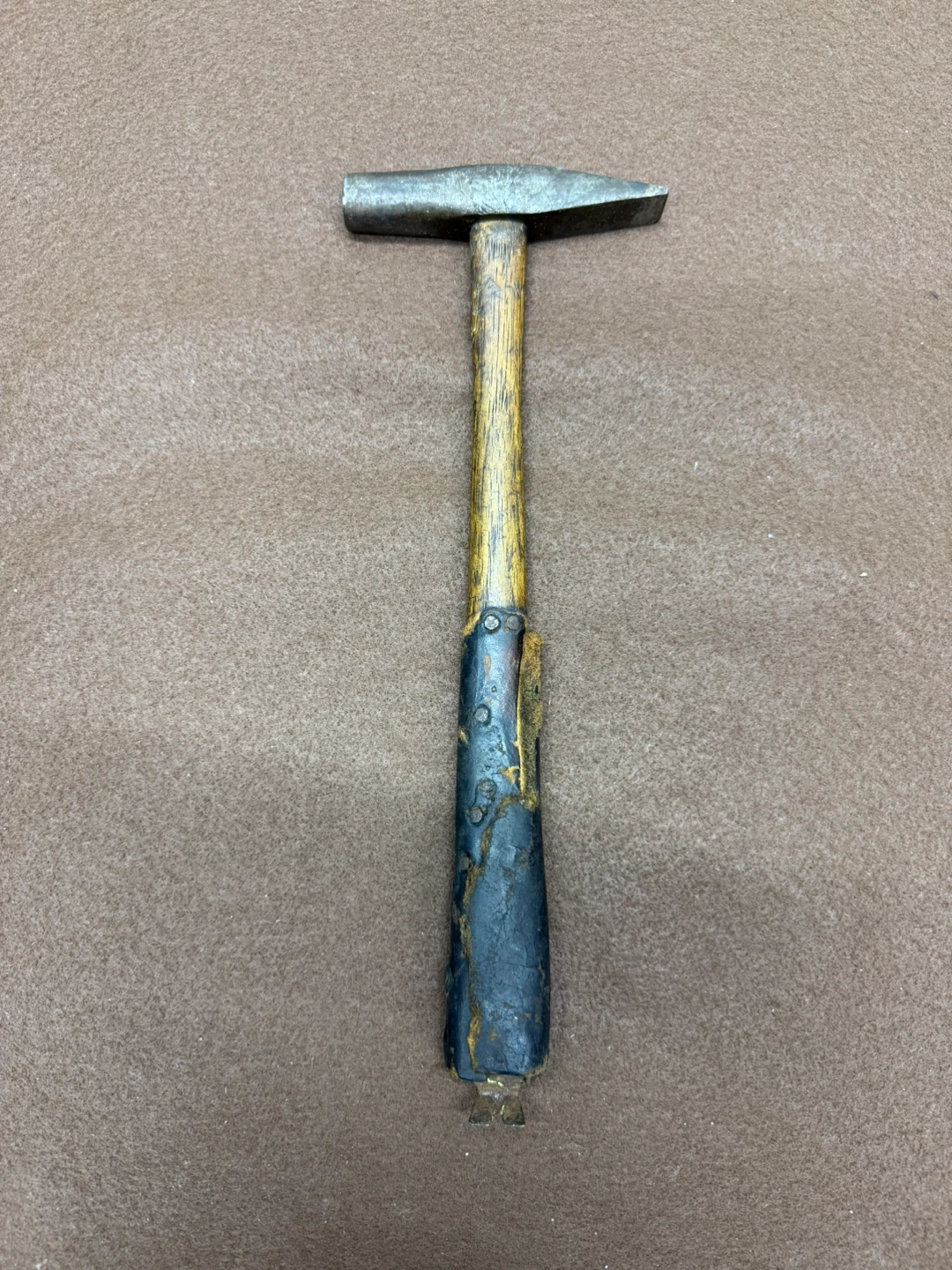 Vintage Slate Roofing Hammer Leather Grip - photo 5