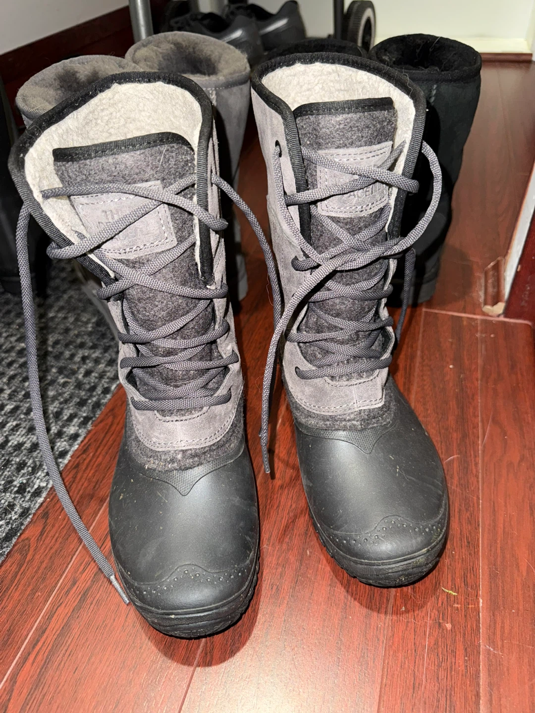 SALE!! The North Face Winter Boots