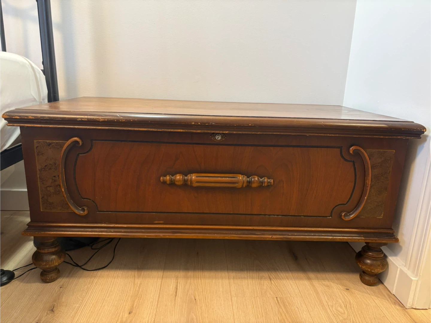 Antique Cedar Chest Storage Trunk - photo 2