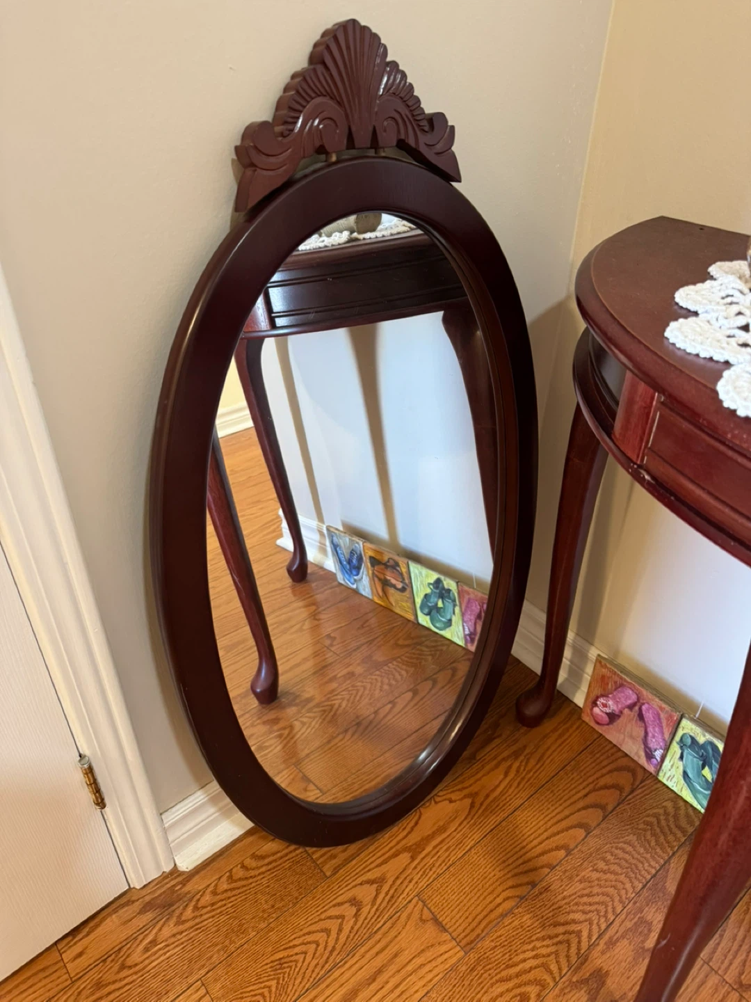 Antique Oval Mirror with Decorative Wood Frame