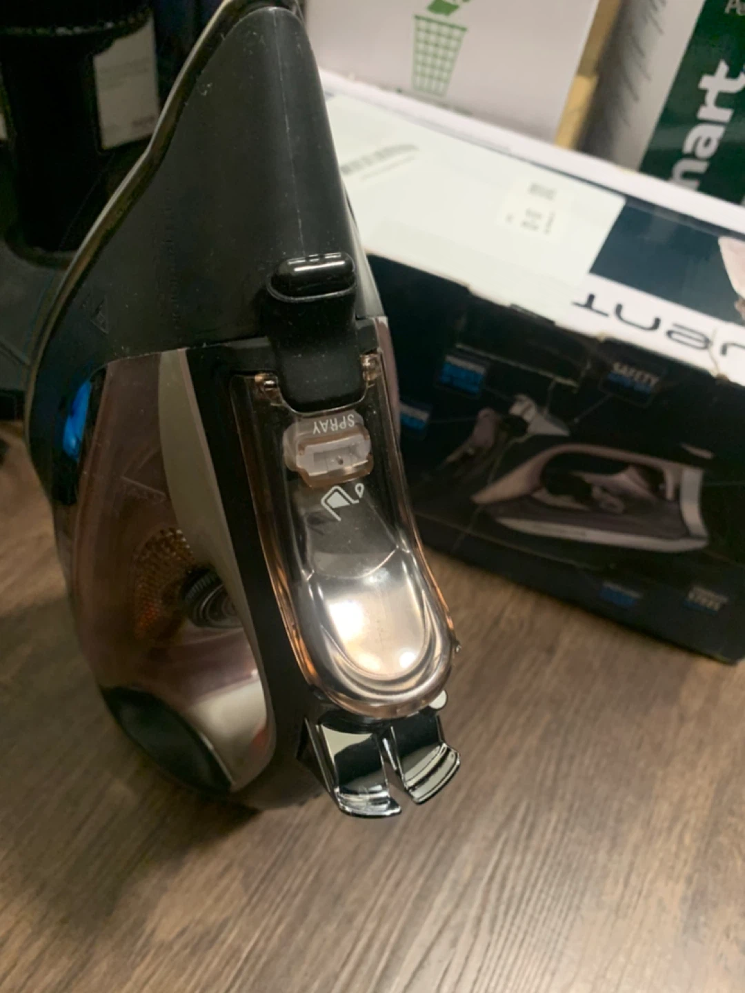 Rowenta DW24 Accesssteam Cordreel Iron - photo 4