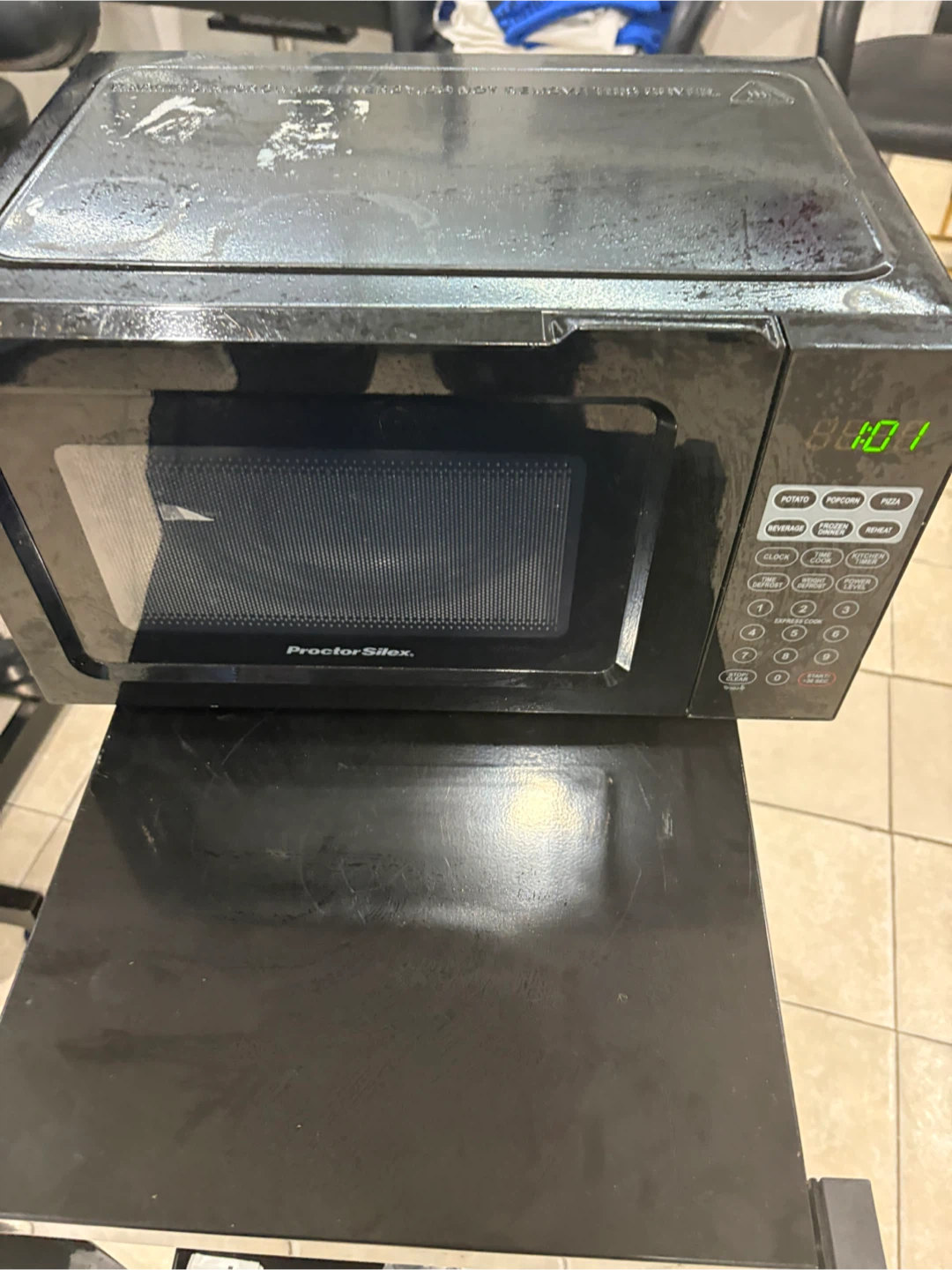 Proctor Silex Black Microwave Oven