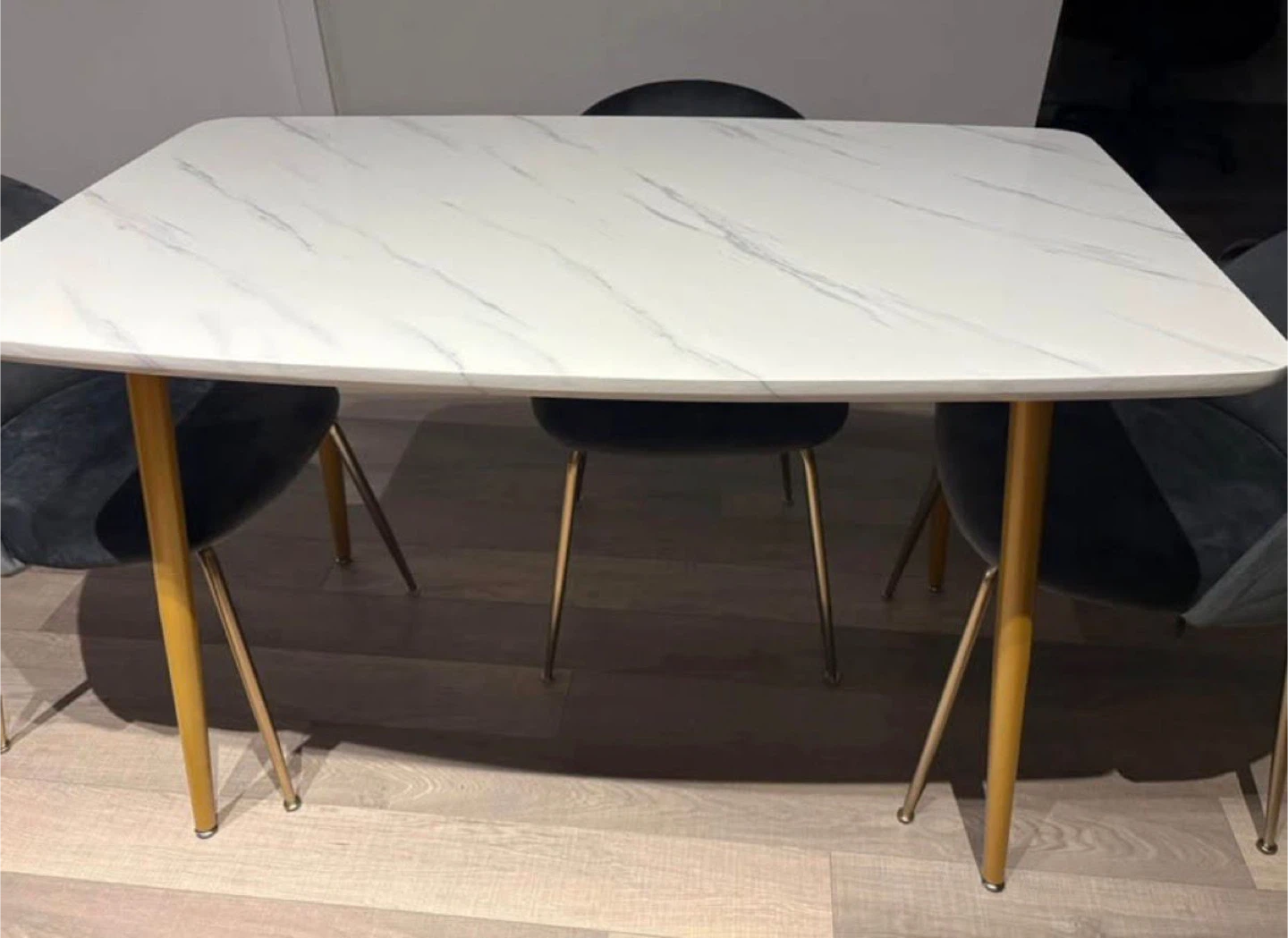 Set of 2 Grey Velvet Dining Chairs with Gold Legs - photo 2