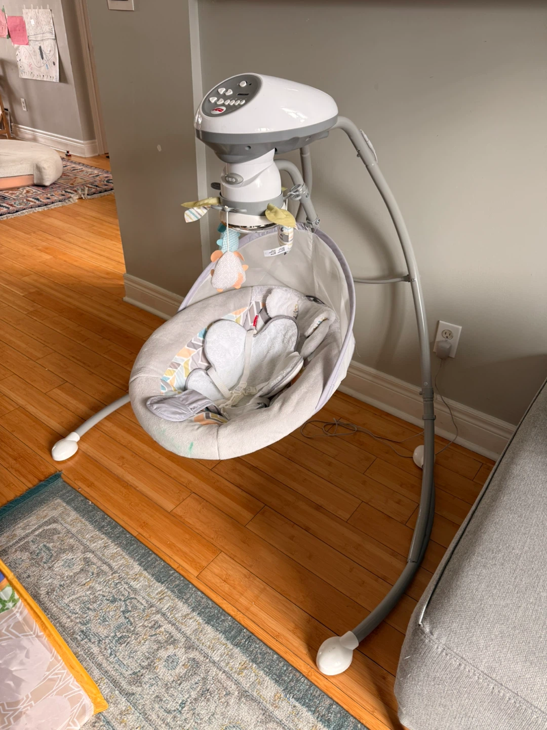Fisher-Price Deluxe Baby Swing