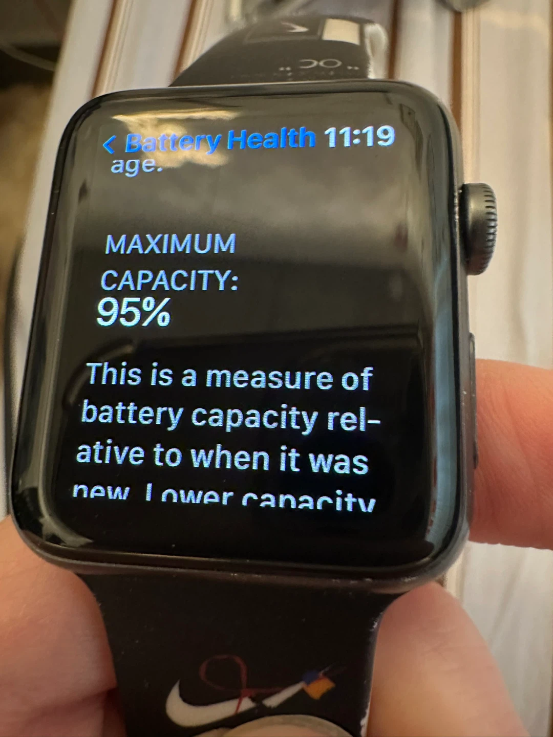 Apple Watch Series 3 42mm 95% battery health