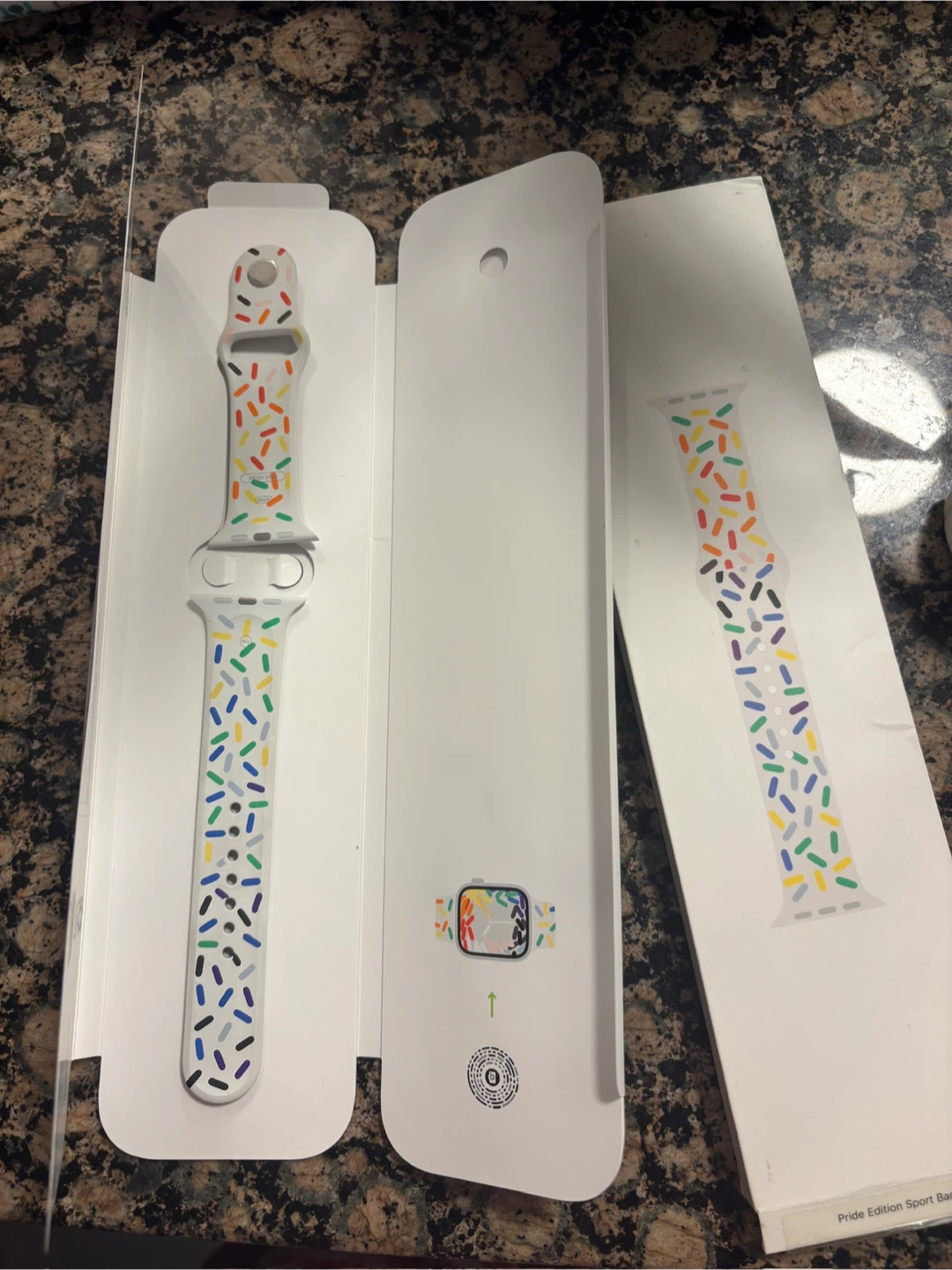 Apple Watch Pride Edition Sport Band - photo 5