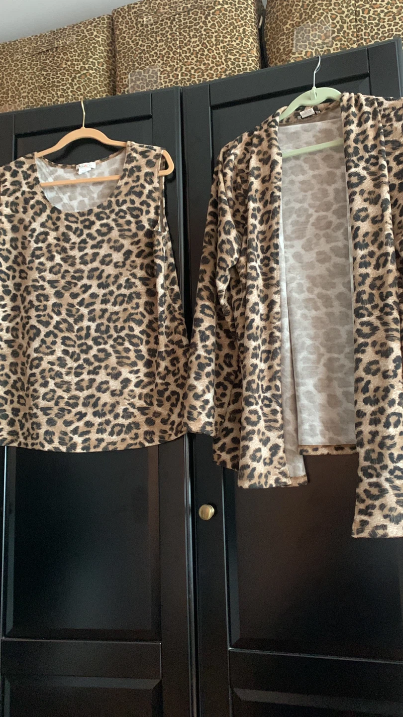 Kim & Co. Leopard Print Top and Cardigan Set - XXL