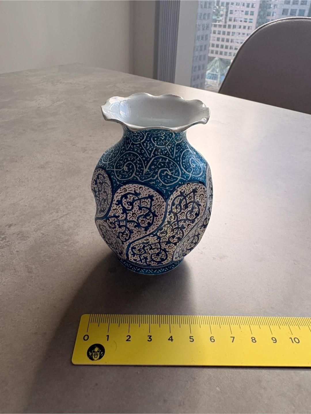 Persian-Style Hand-Painted Ceramic Bud Vase – Blue & White - photo 2