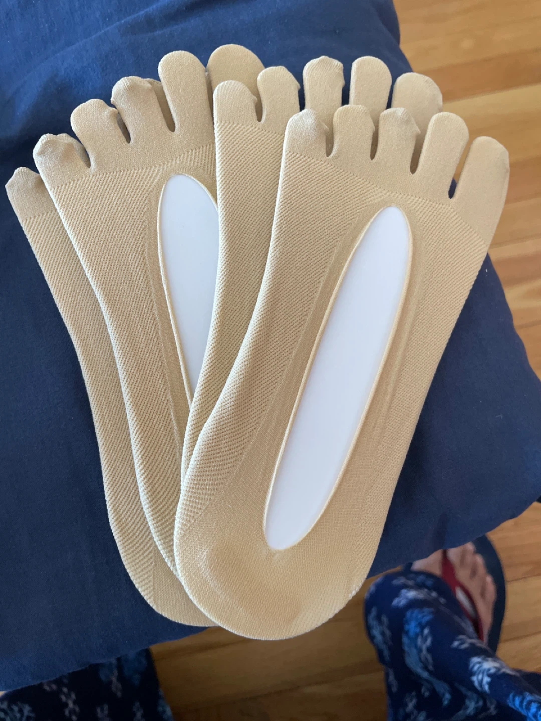 Women's 5-Toe No-Show Socks (Beige)