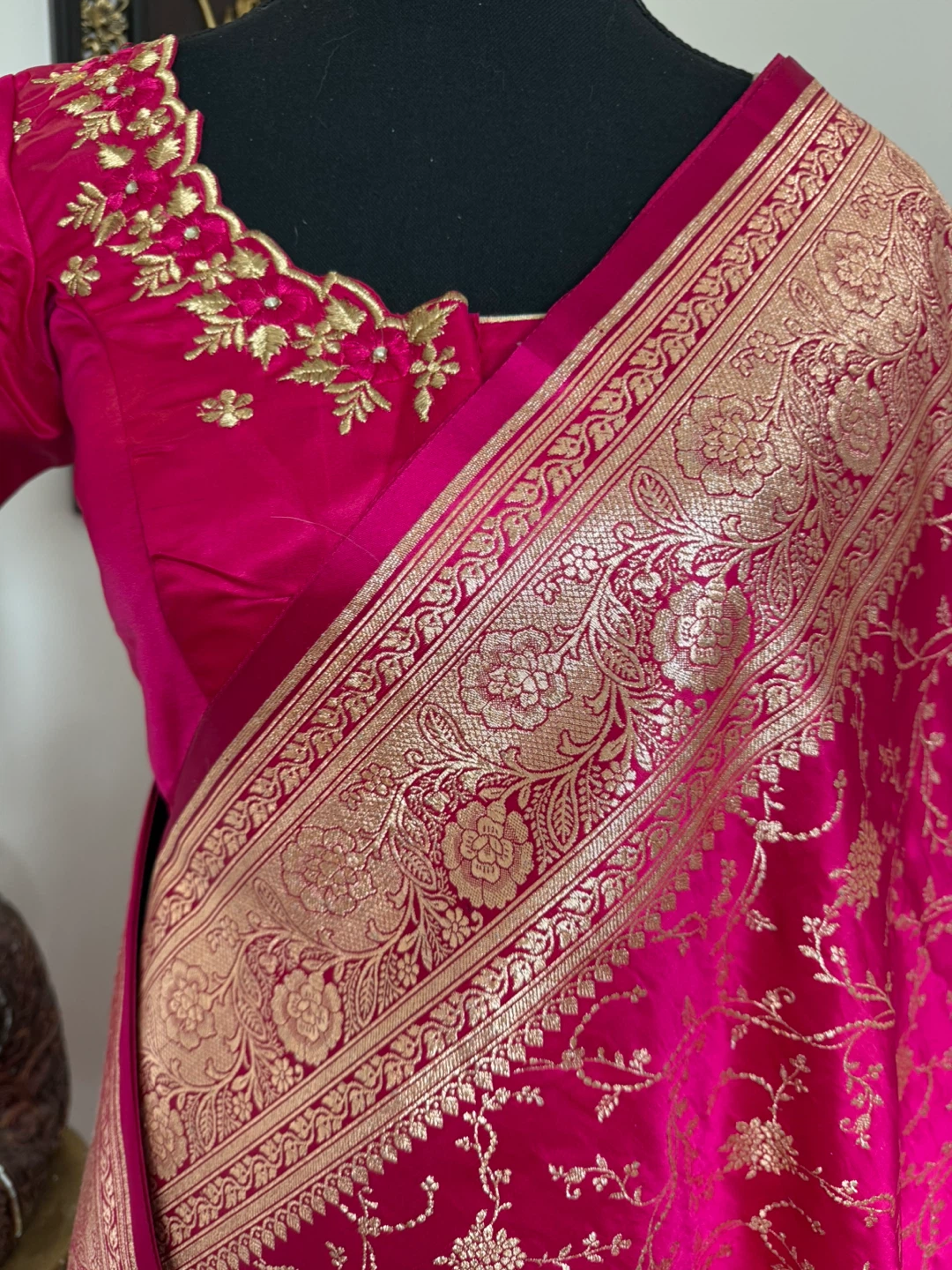 Hot Pink Silk Saree with Gold Embroidery - photo 3