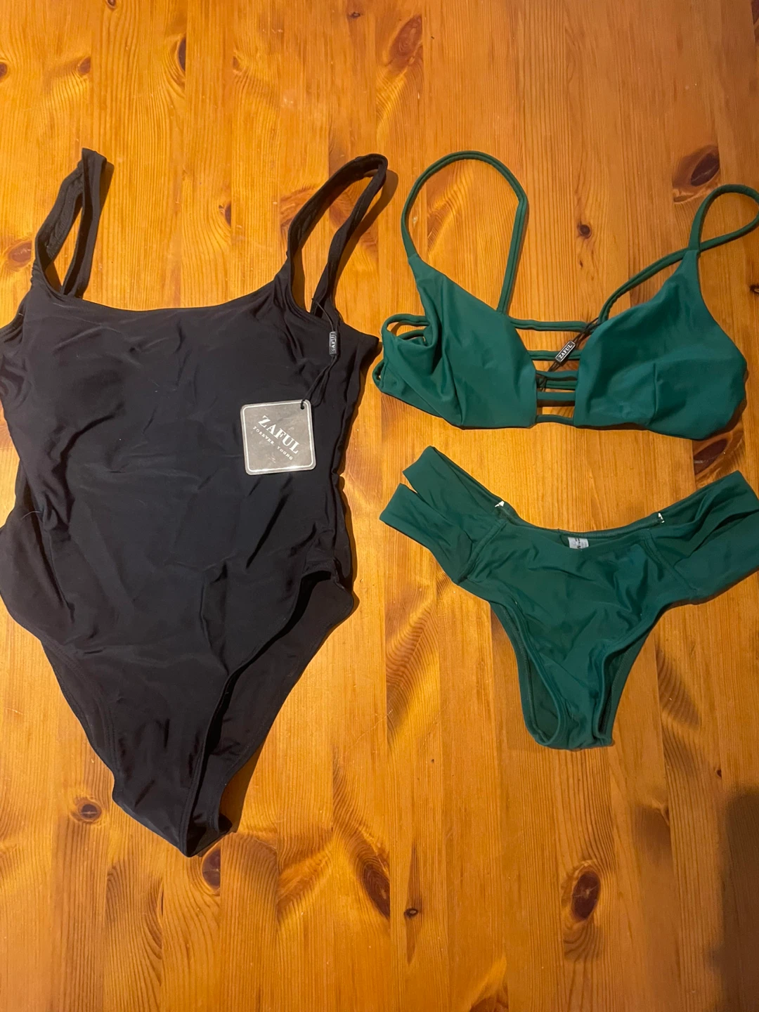 Assorted Women's Swimwear Bundle - photo 4