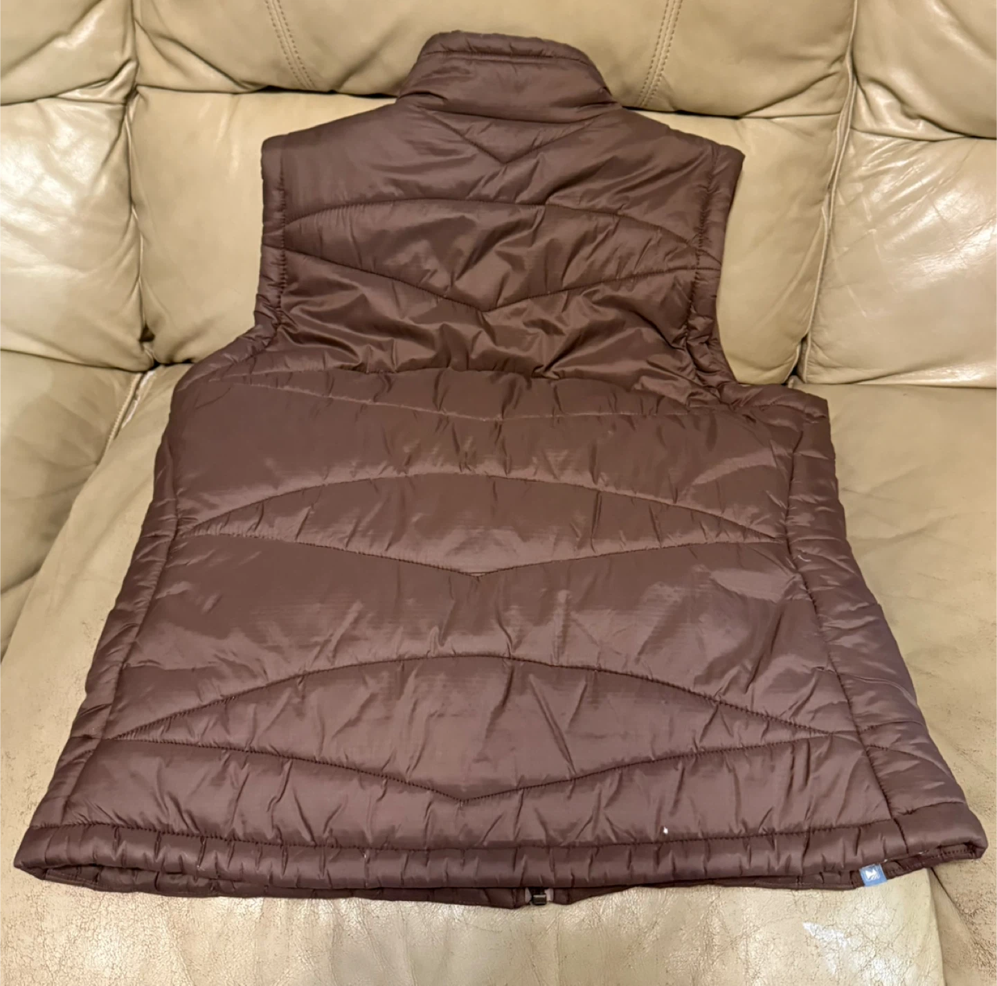 Wind River Puffer Vest - Brown, size L, $20 - photo 2