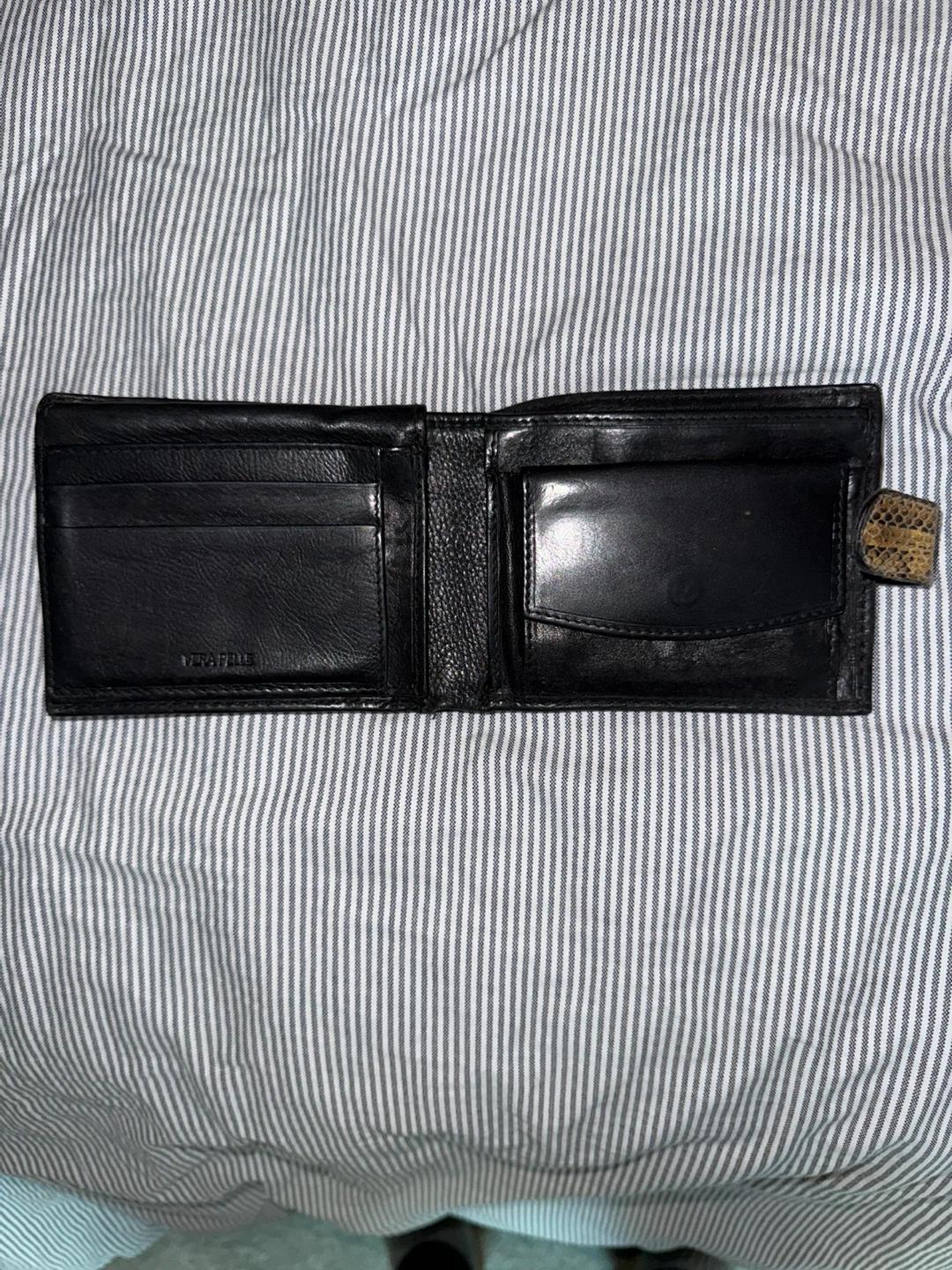 Rattlesnake skin wallet - photo 4