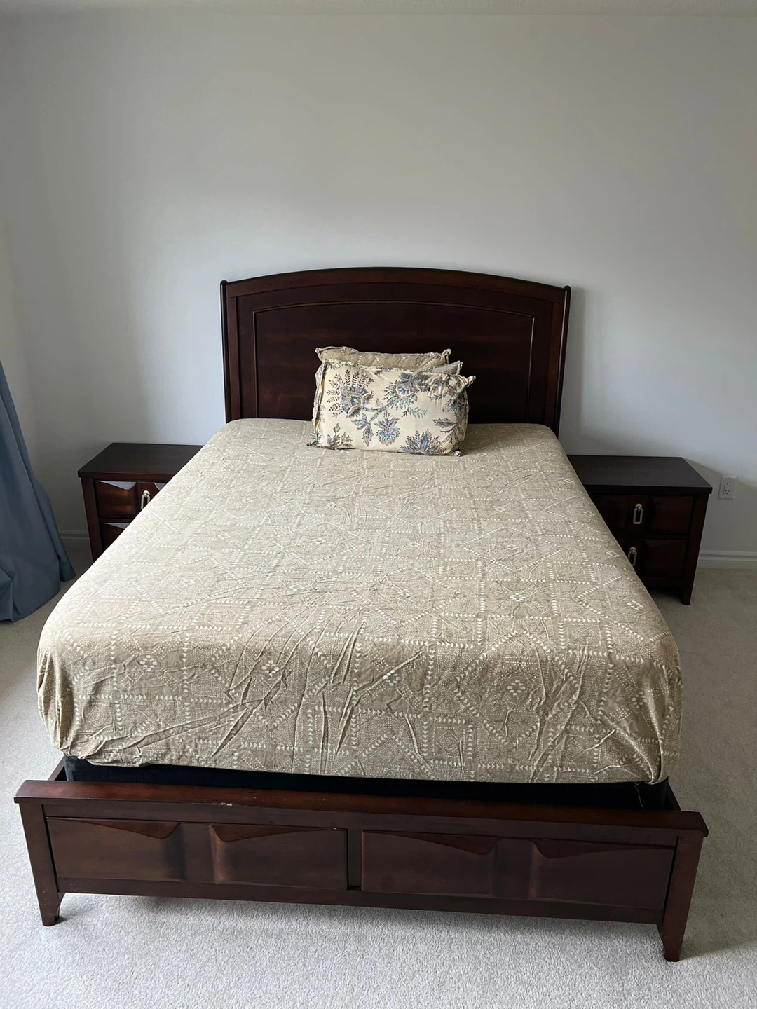 Danabrin 5 Piece Panel Bedroom - Queen- moving sale