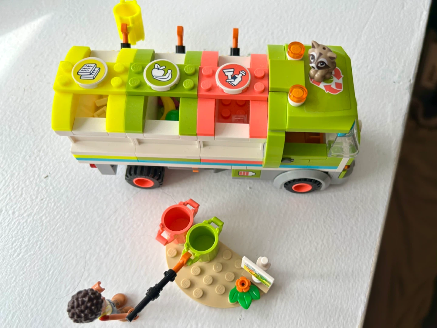 LEGO Friends Recycling Truck 41712 - photo 5