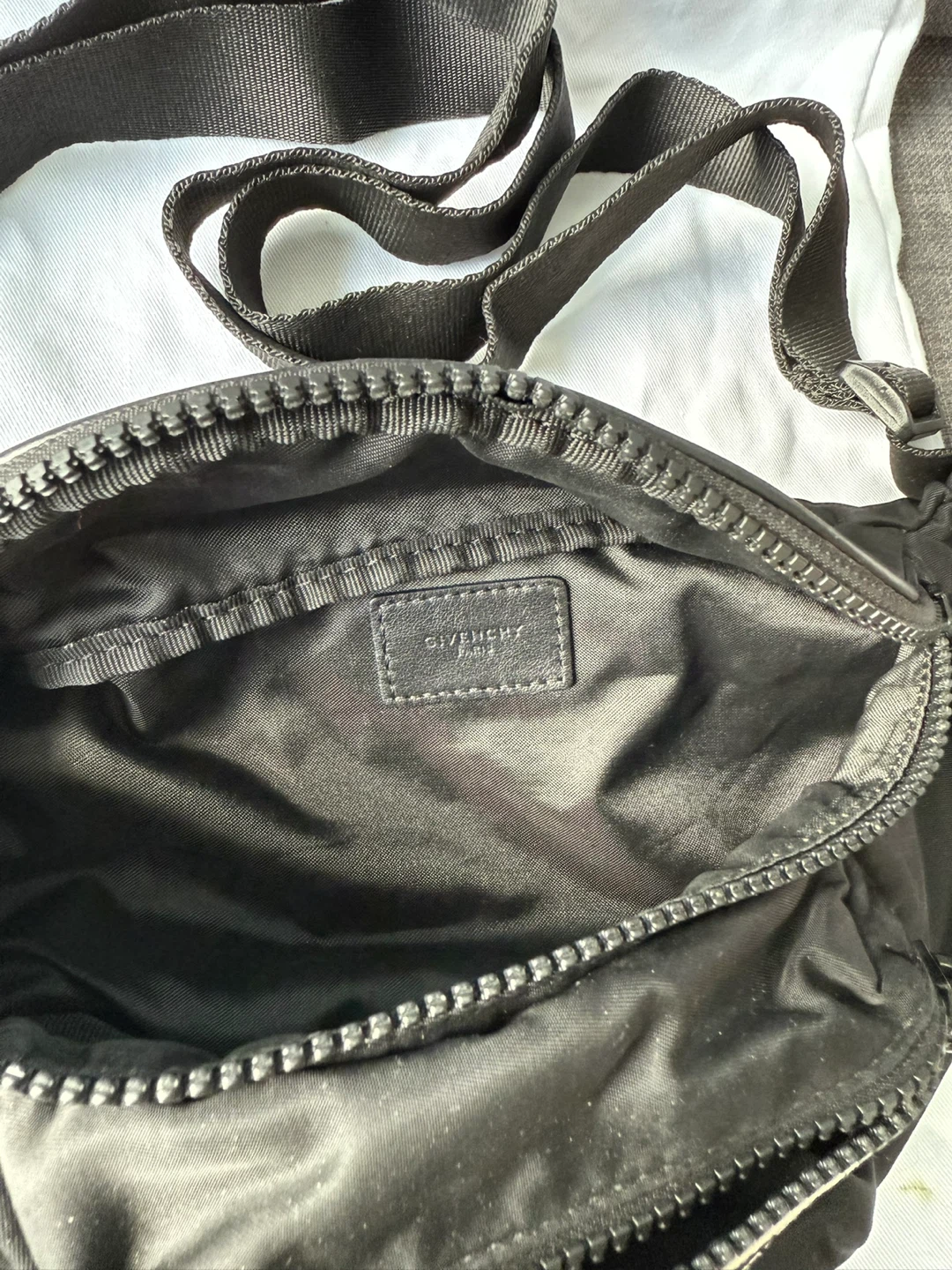 Givenchy Black Nylon Belt Bag - photo 3
