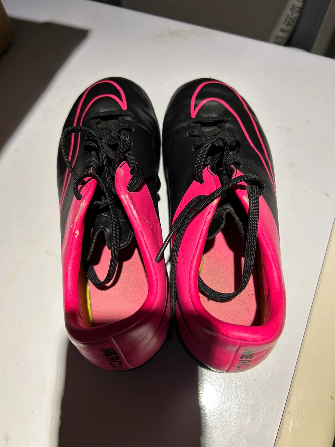 Nike Mercurial Soccer Cleats - Youth Size 4Y Black/Pink