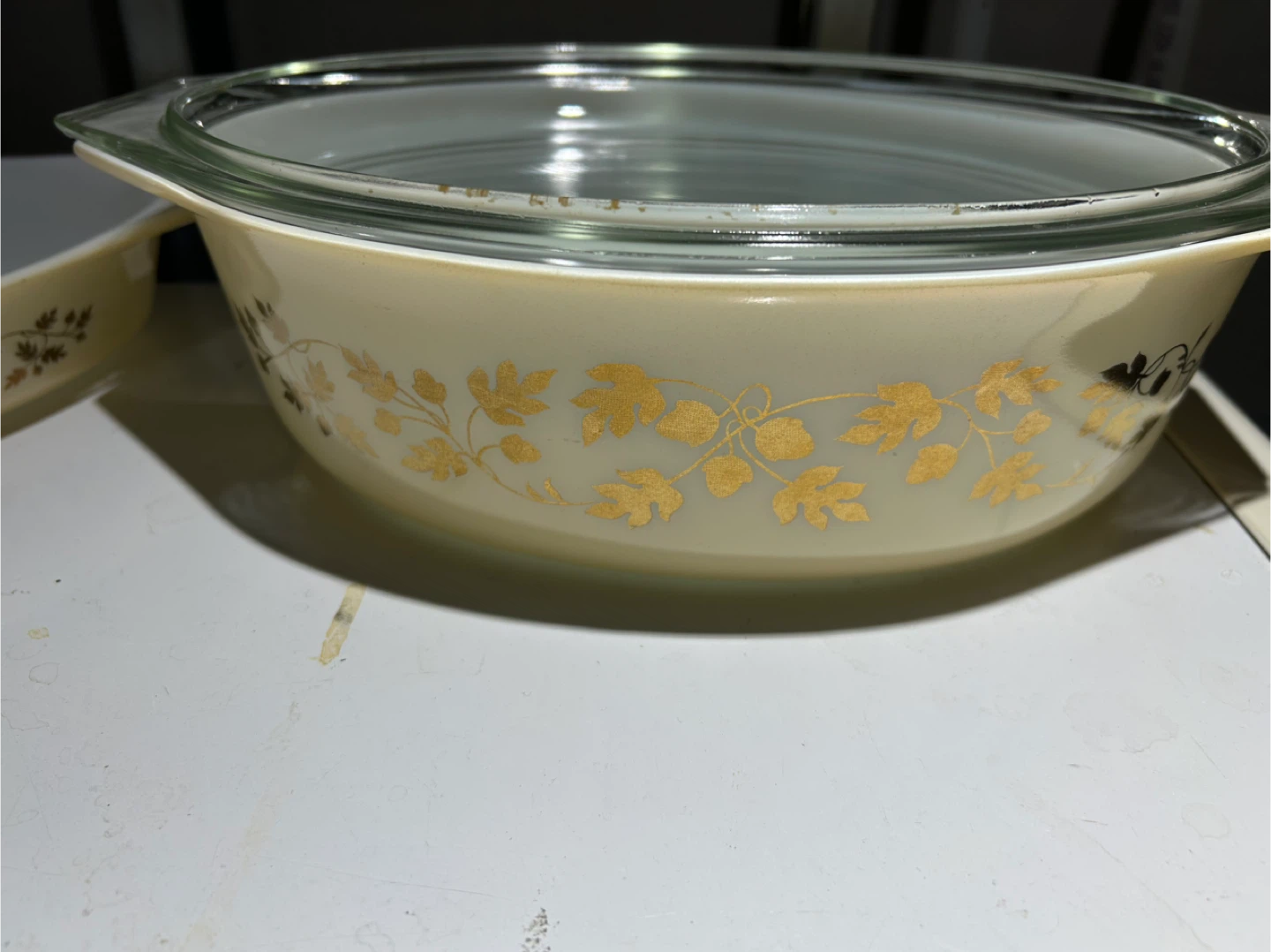 Pyrex Casserole Dishes with Gold Leaf Pattern - Set of 3 - photo 2