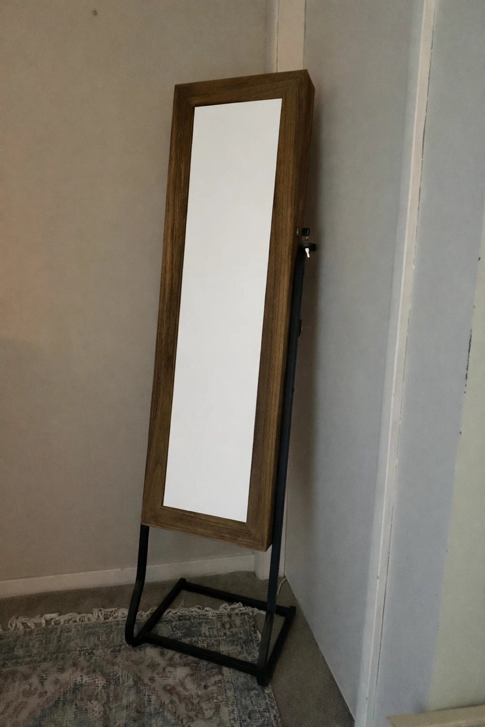 Wooden Jewellery Cabinet with Mirror - photo 2