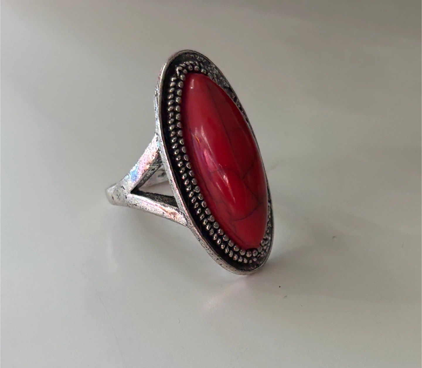 Beautiful Silver Oval Red Stone Ring, Size 7 - photo 3
