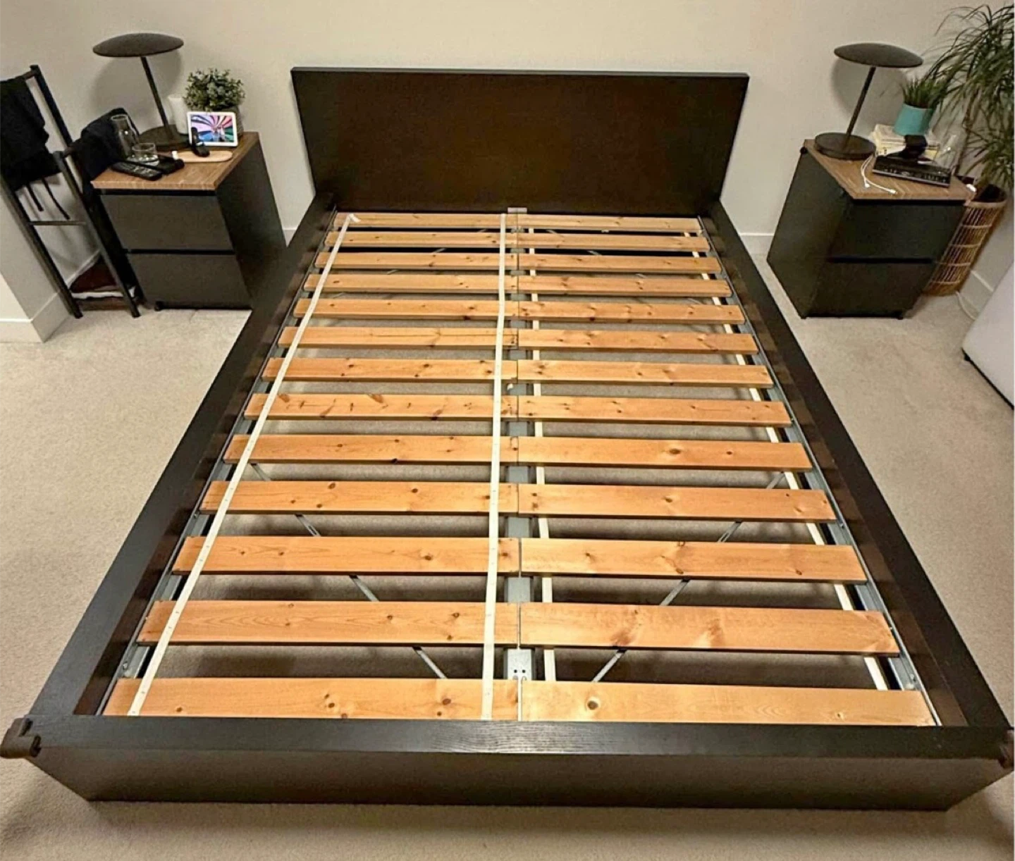 Queen Bed Frame with Slats - photo 2