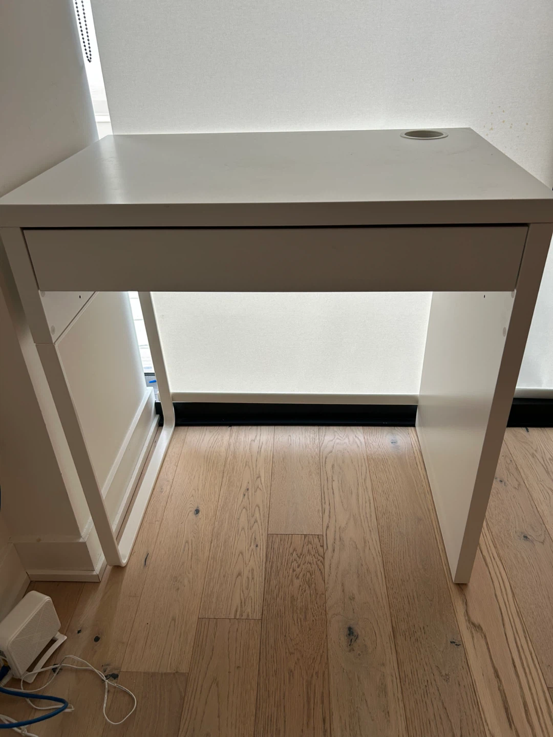 White Desk with Drawer + chair - photo 2