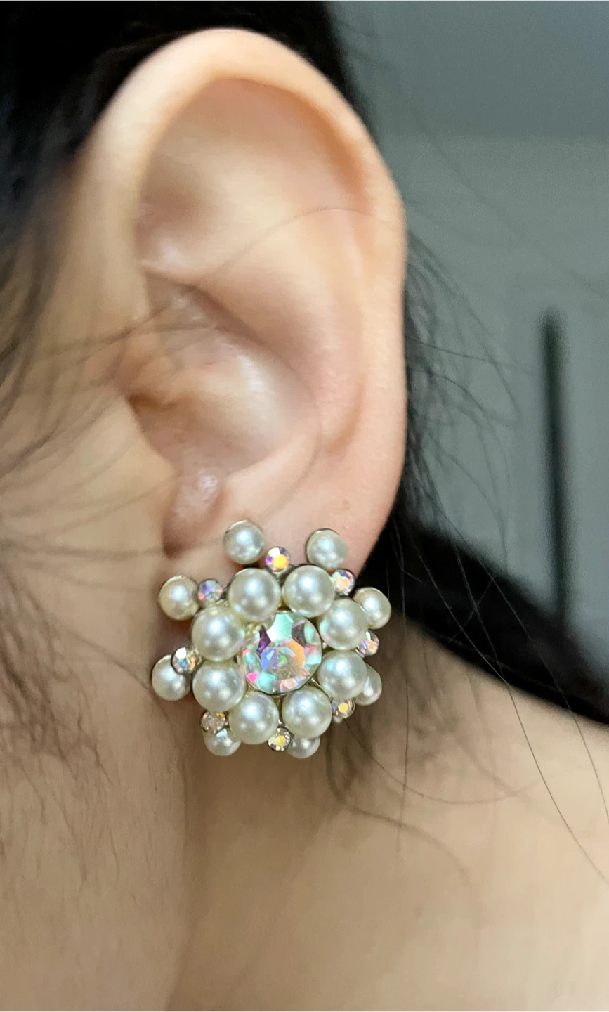 Sarah Coventry Pearl and Rhinestone Clip-On Earrings
