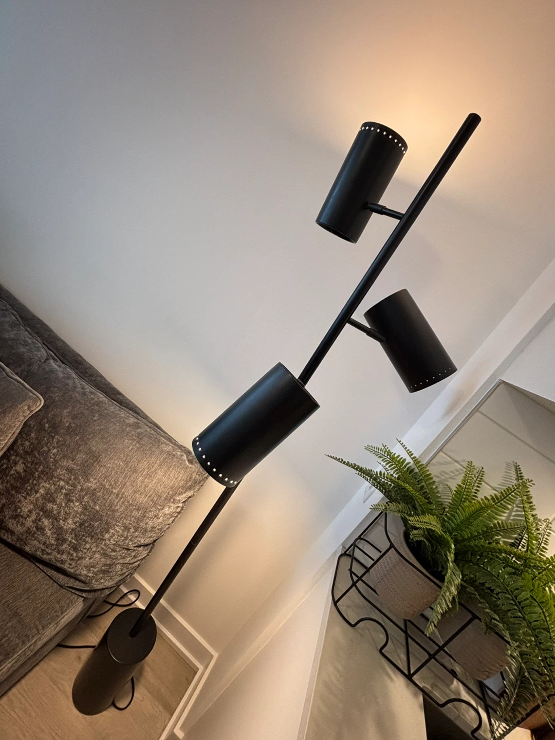 Metallic Black 3-Head Floor Lamp - photo 2