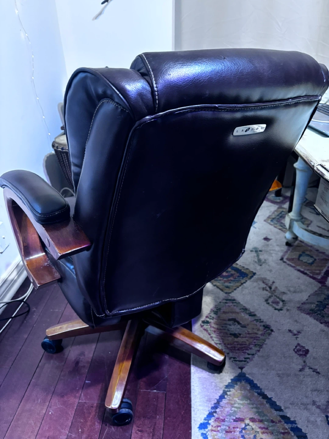 Dark Brown Executive Office Chair - photo 2
