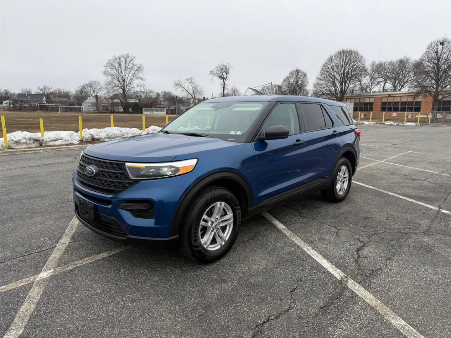 2023 Ford Explorer - photo 2
