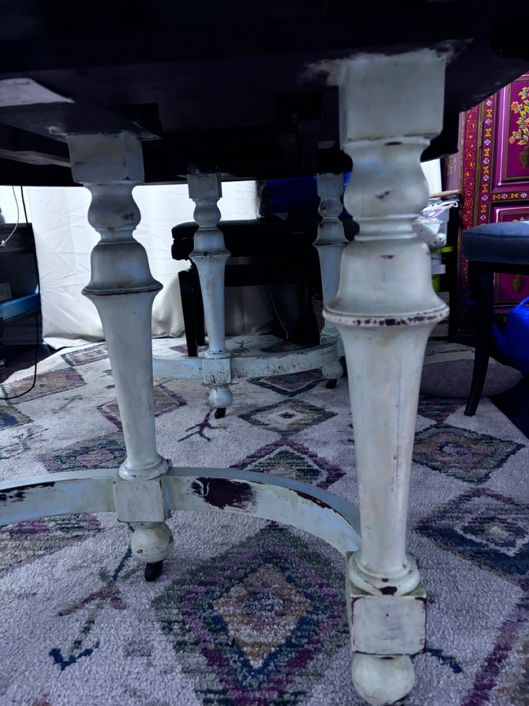 Forever Interiors Round Dining Table - photo 3