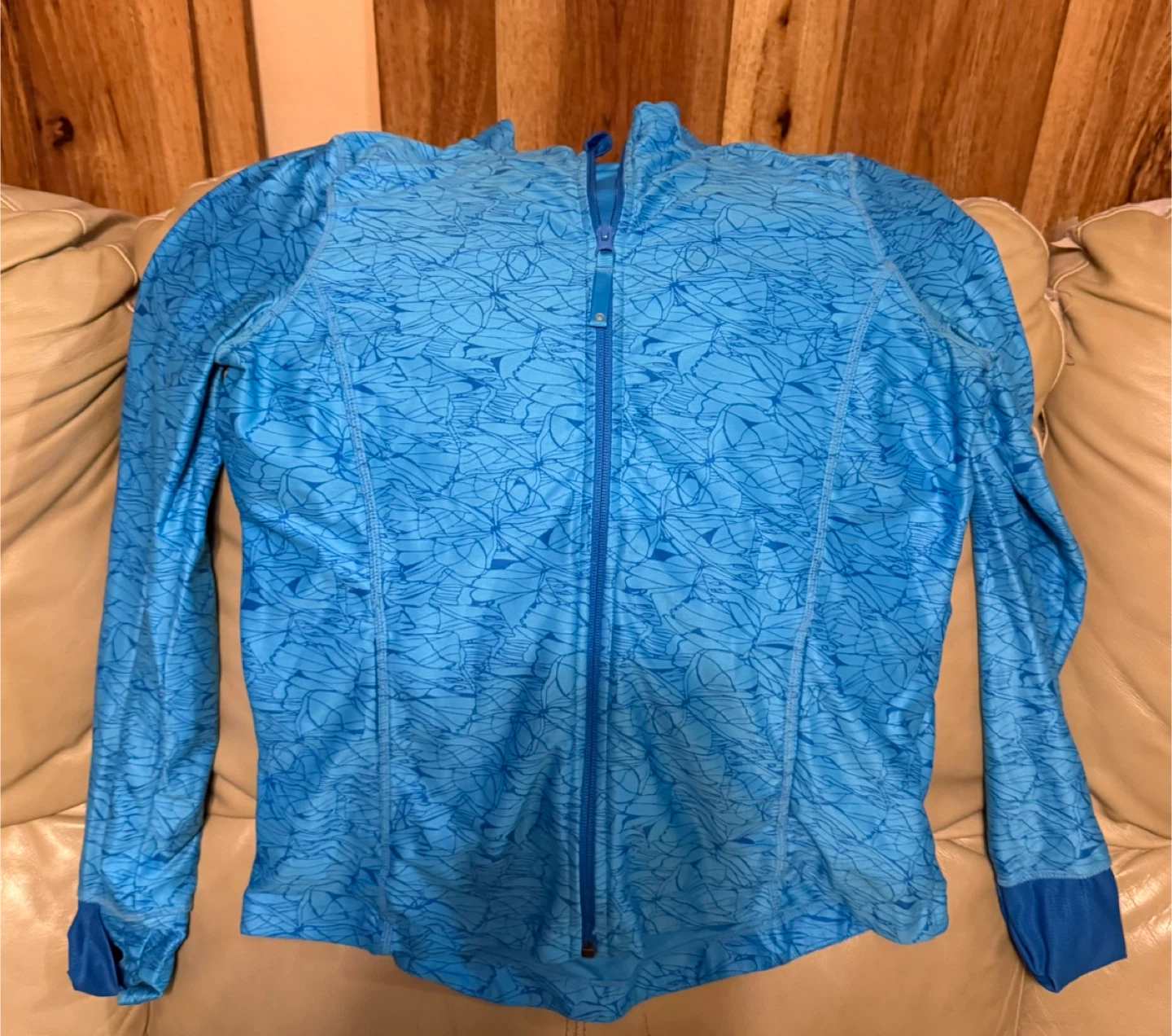Mondetta Blue Athletic Zip-Up Top, size M, $5