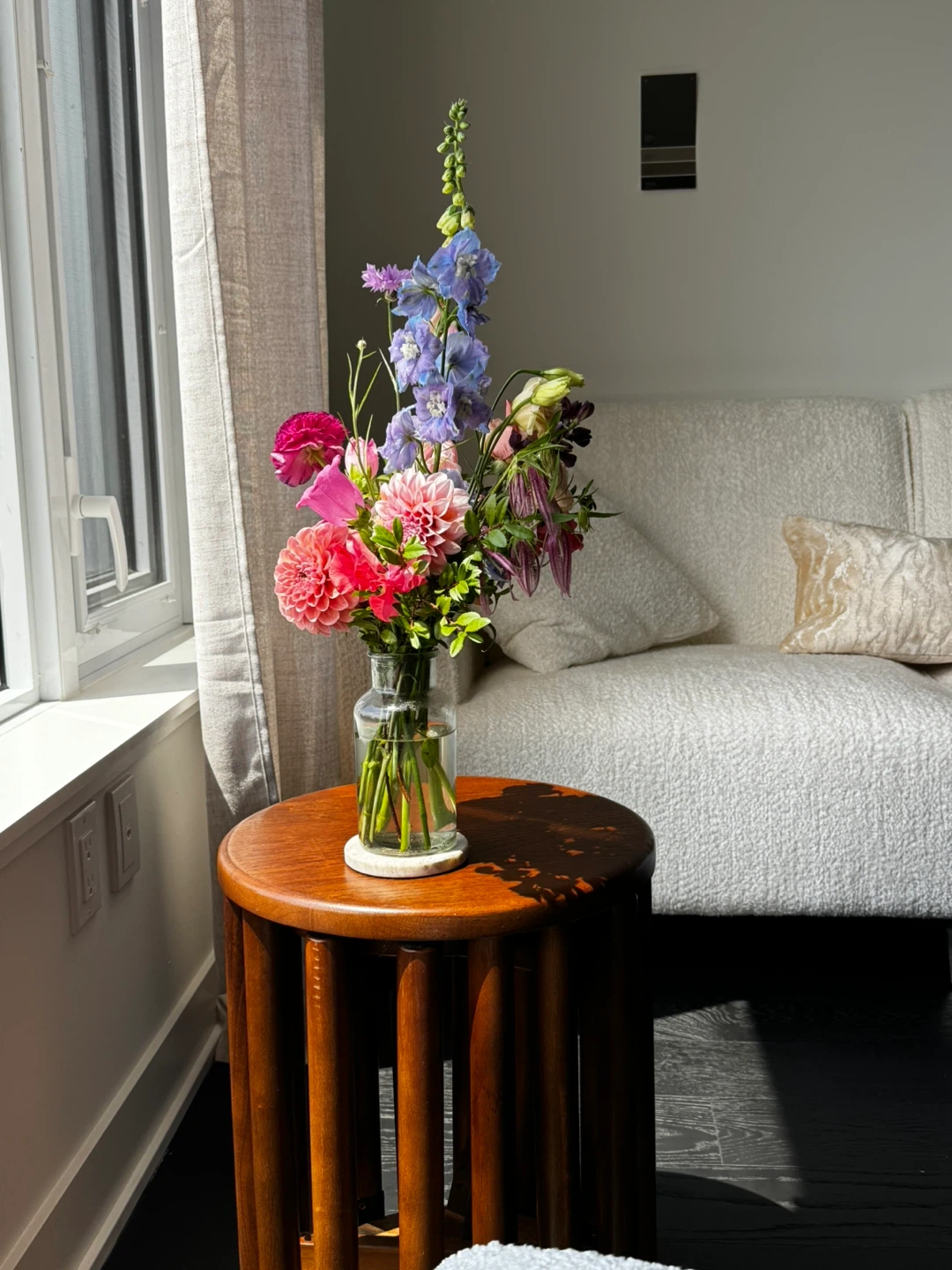 Round Stool Set of 4 Side Table (stackable & compact)