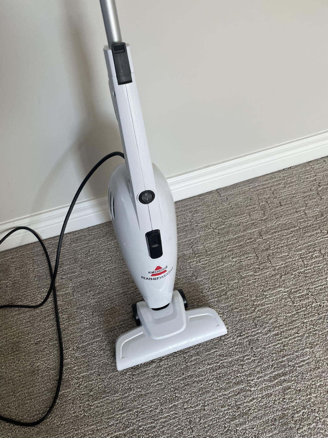 BISSELL Featherweight Stick Vacuum - photo 2