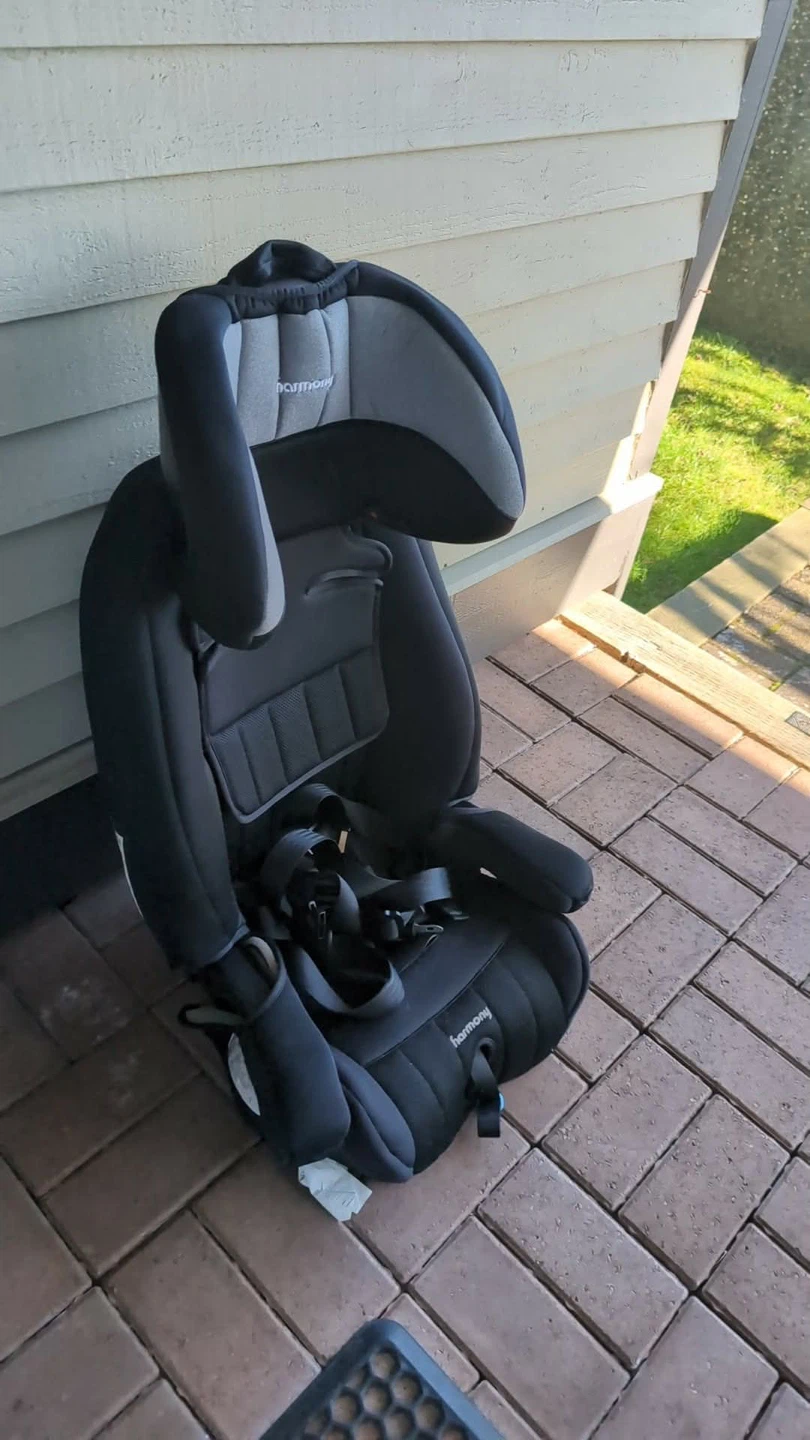 Harmony Defender 360 3-in-1 Deluxe Car Seat
