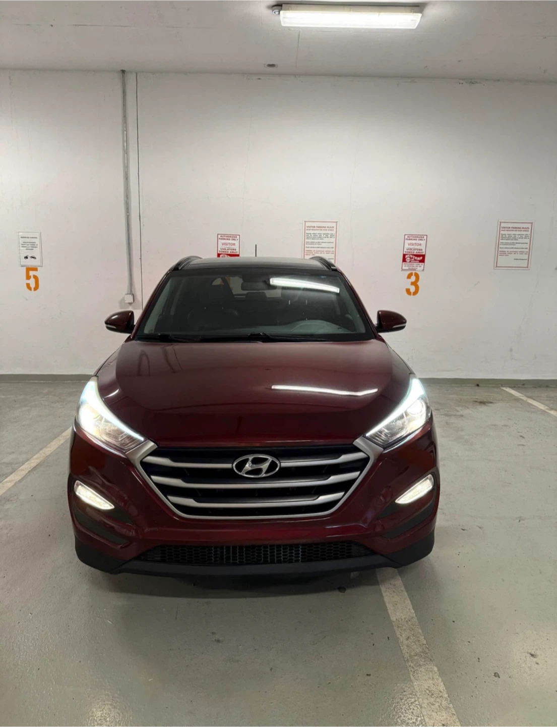 Hyundai Tucson 2017 - low mileage, fully loaded - photo 3