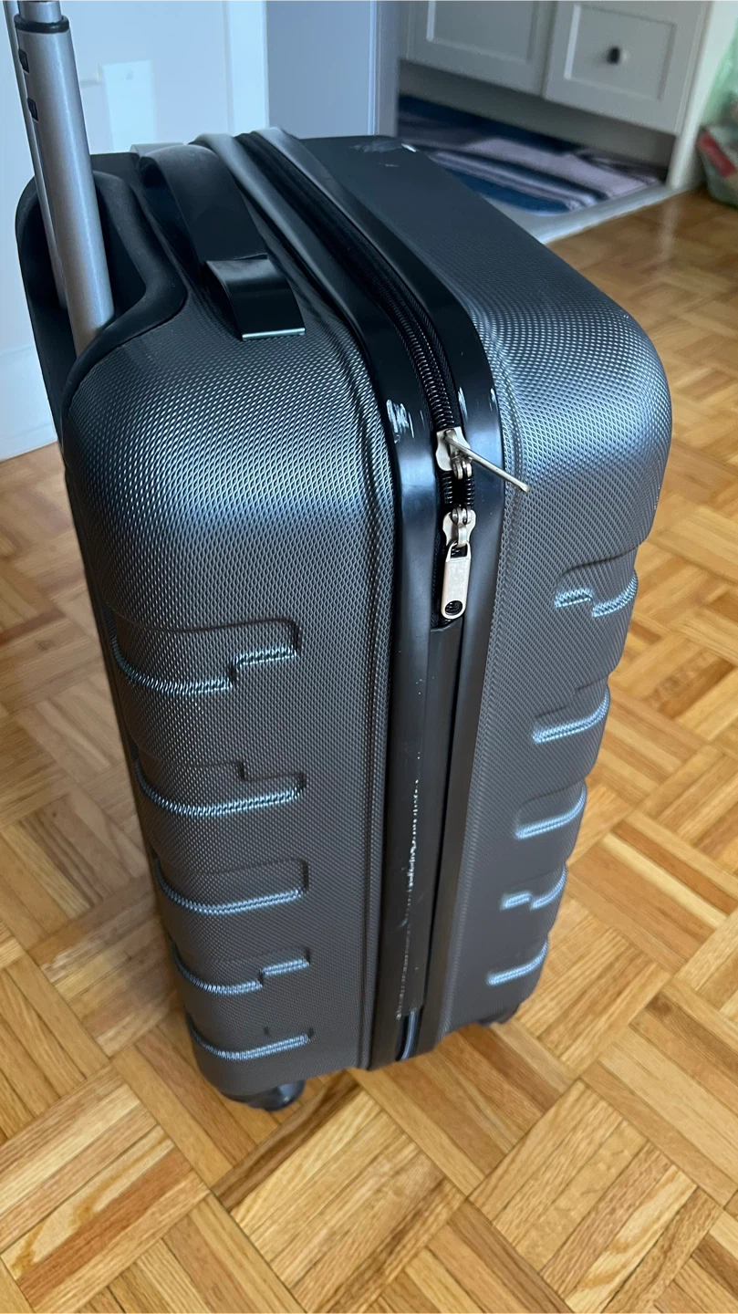 OUTBOUND carry on