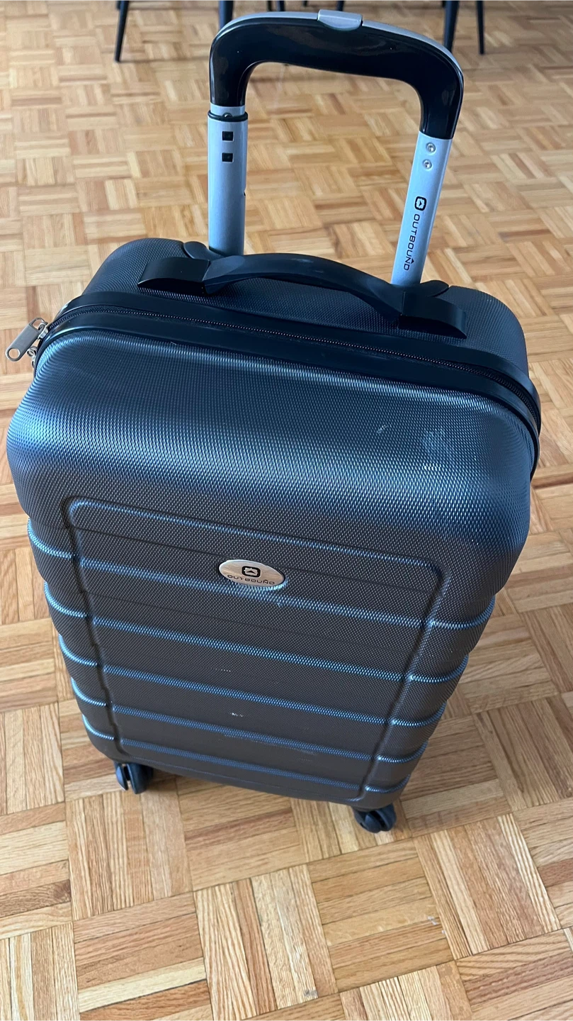 OUTBOUND carry on - photo 2