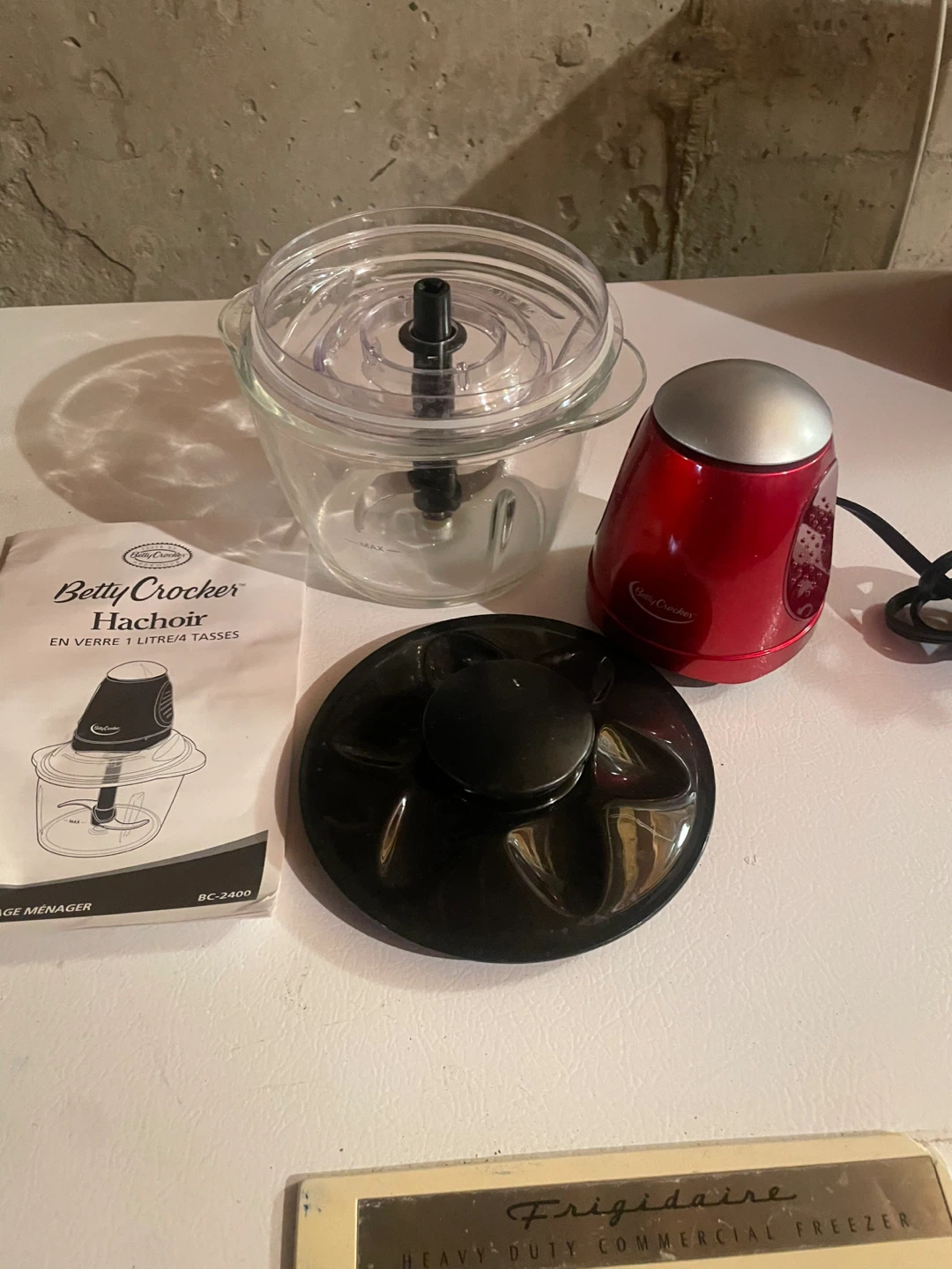 Betty Crocker Glass Chopper - Red - photo 2