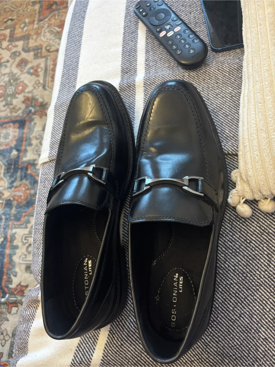Bostonian Lites Black Leather Loafers - US Size 11 - photo 2