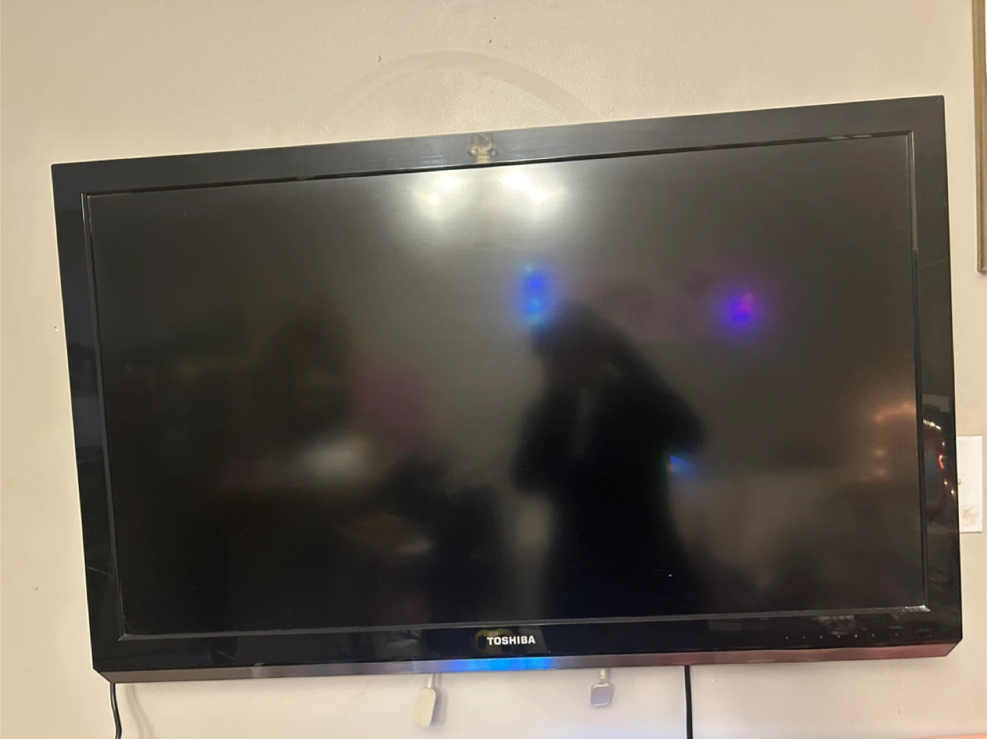 Toshiba Flat Screen TV - photo 3