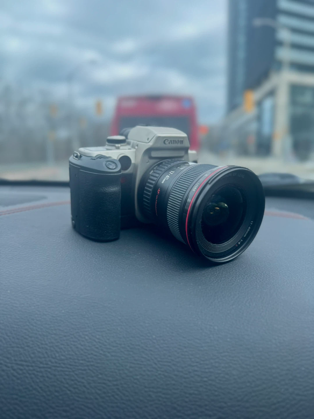 Canon EOS Rebel DSLR Camera with 17-40mm f/4 L Lens
