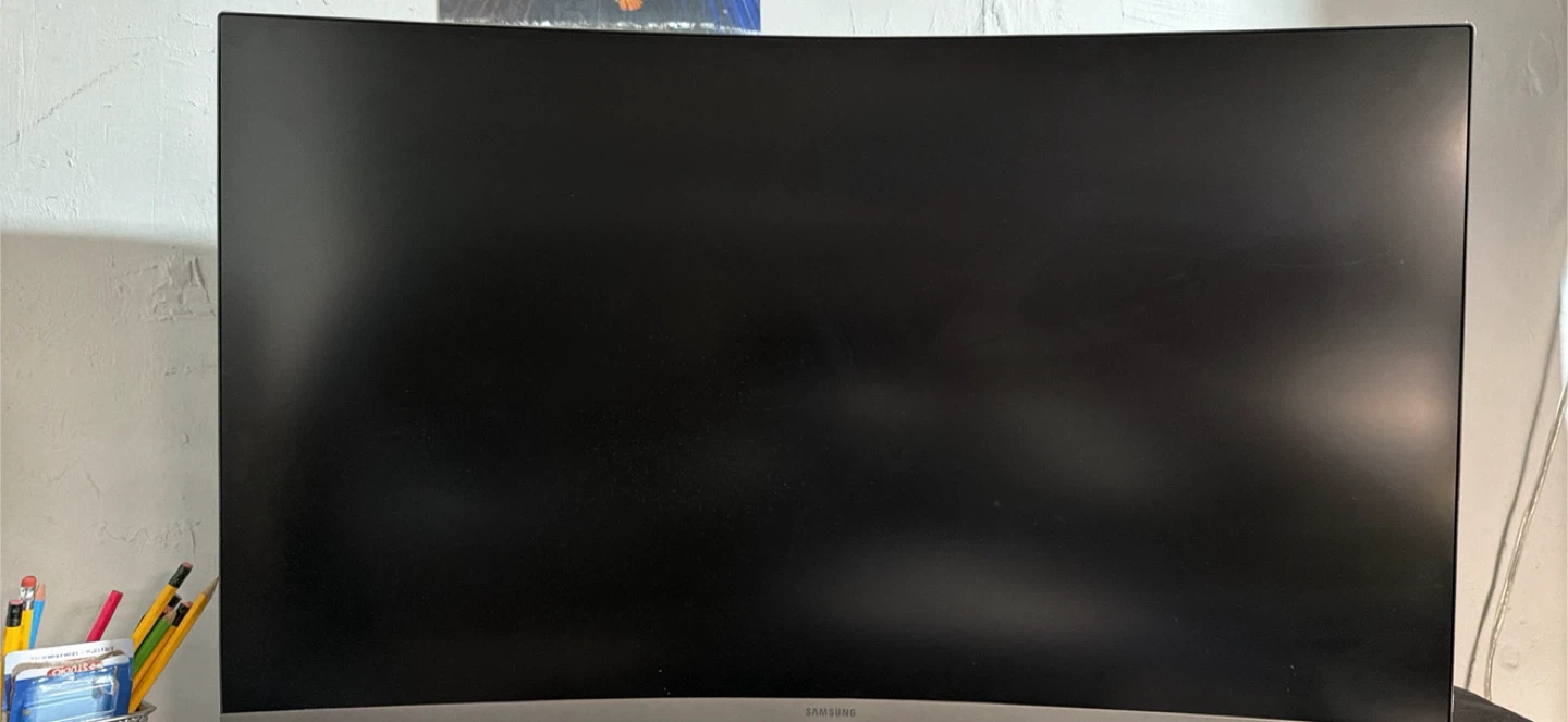 Samsung Curved Monitor - photo 2