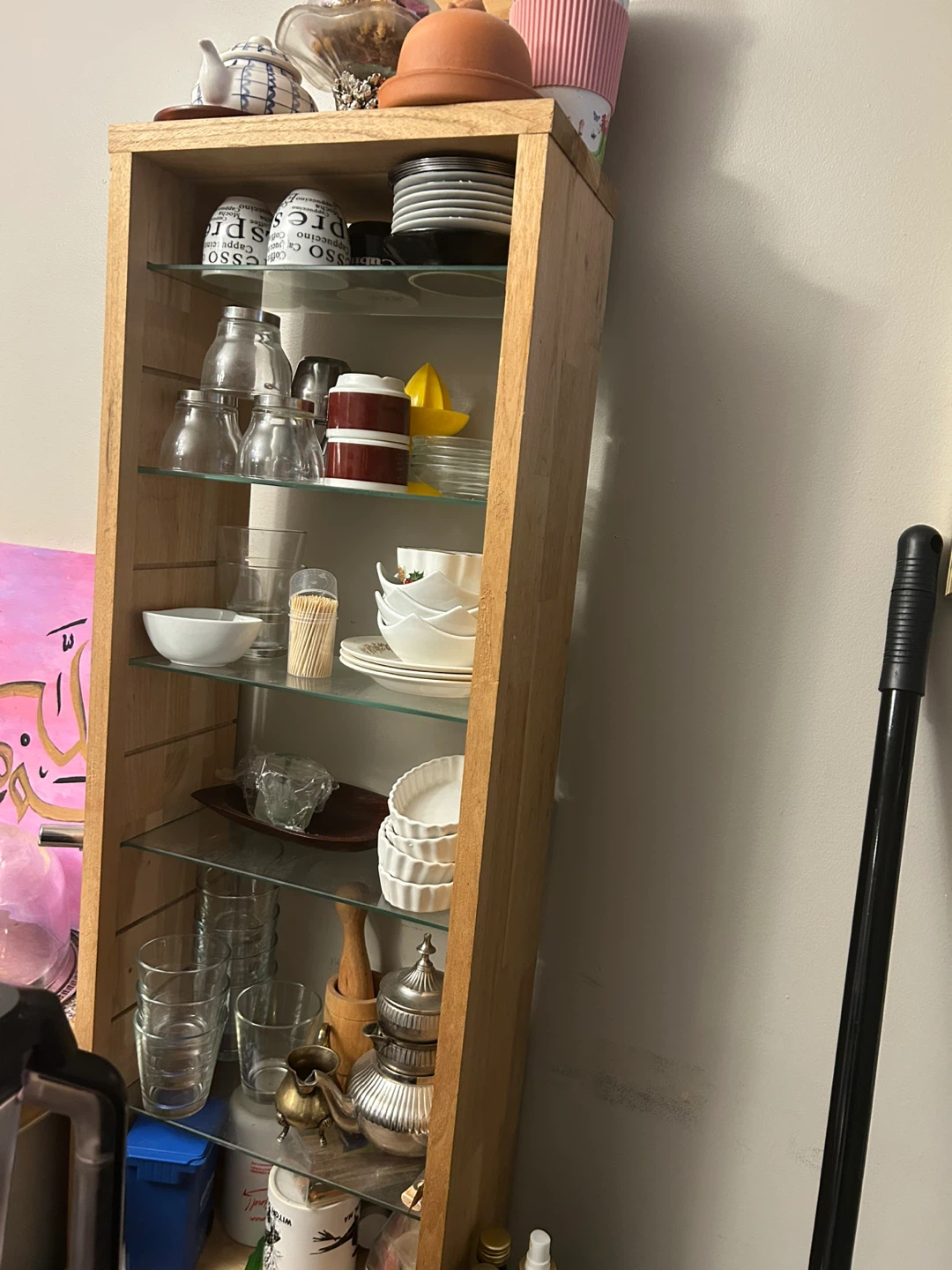 Wooden display cabinet without glass shelves - photo 3