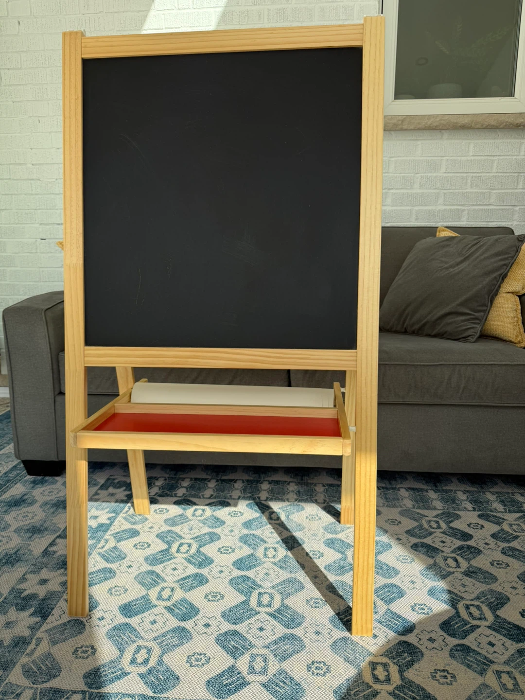 Kids Double-Sided Easel with Paper Roll