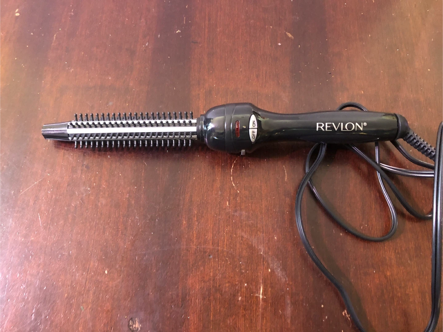 Curling Iron. Revlon  Like new